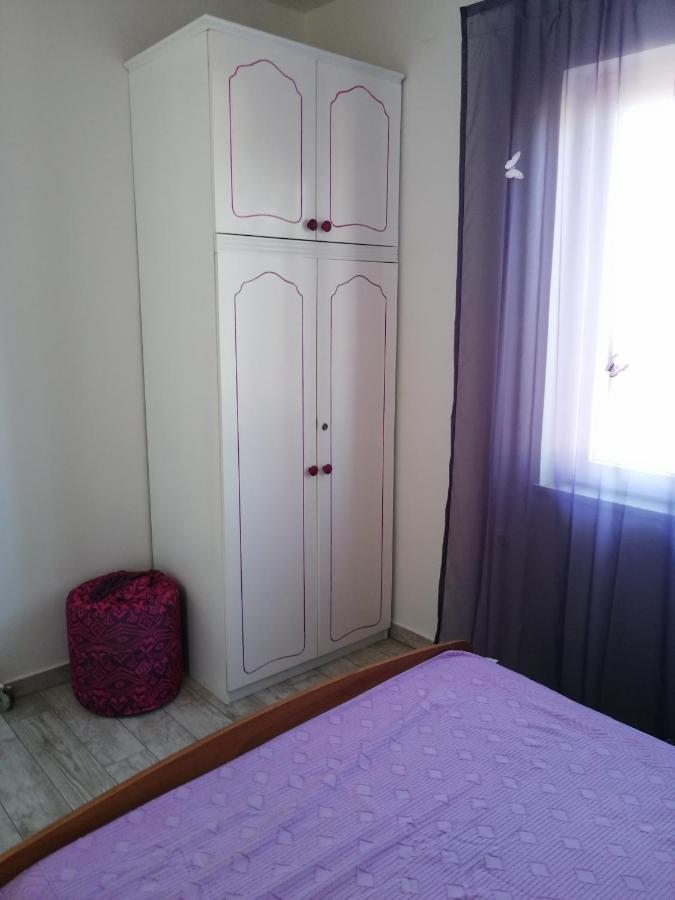 Apartmani Nevera Krk Town Esterno foto